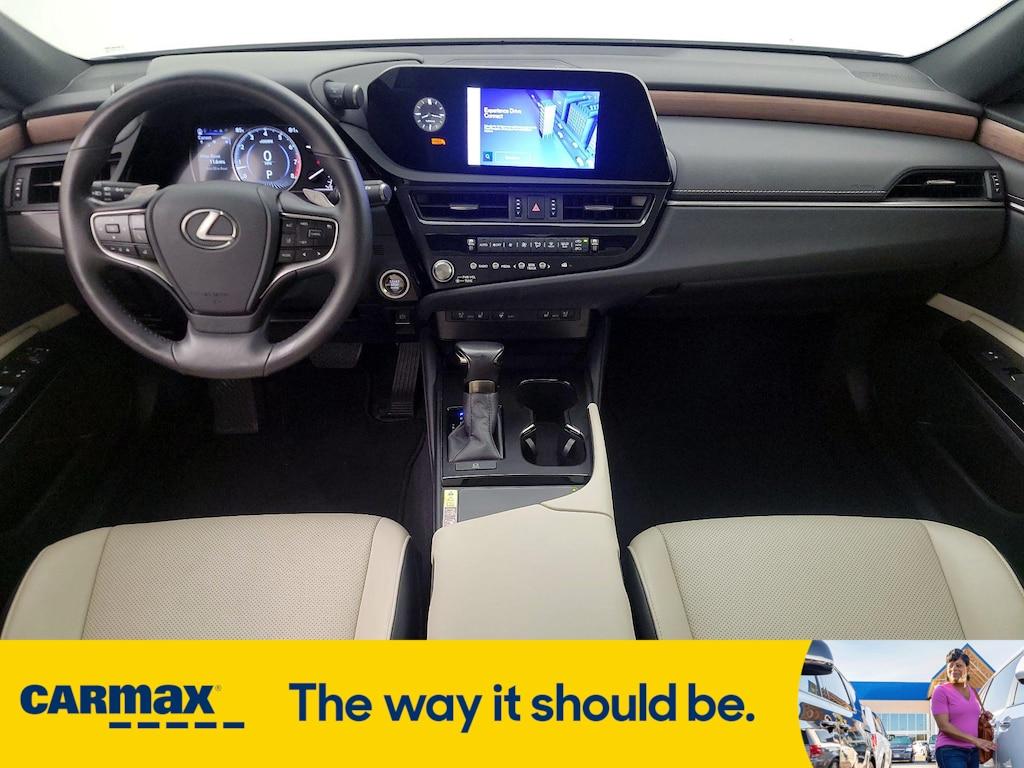 used 2024 Lexus ES 250 car, priced at $40,998