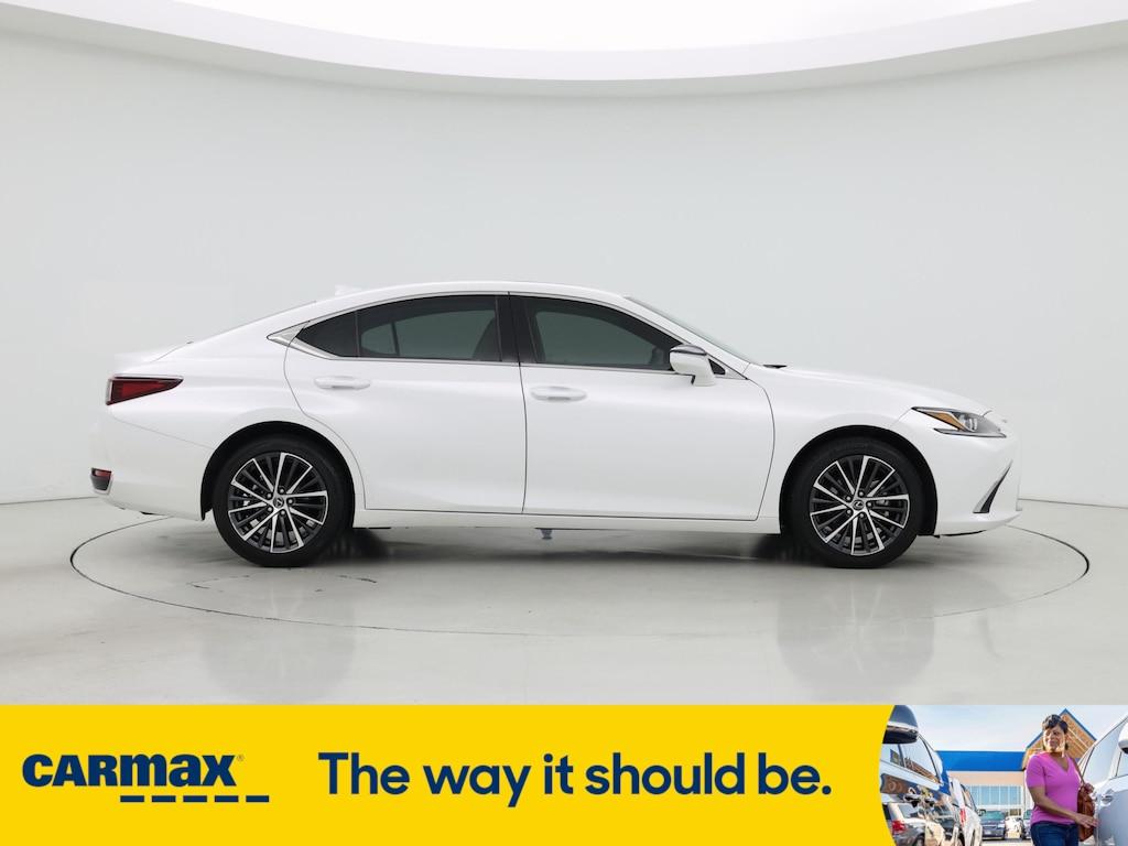 used 2024 Lexus ES 250 car, priced at $40,998