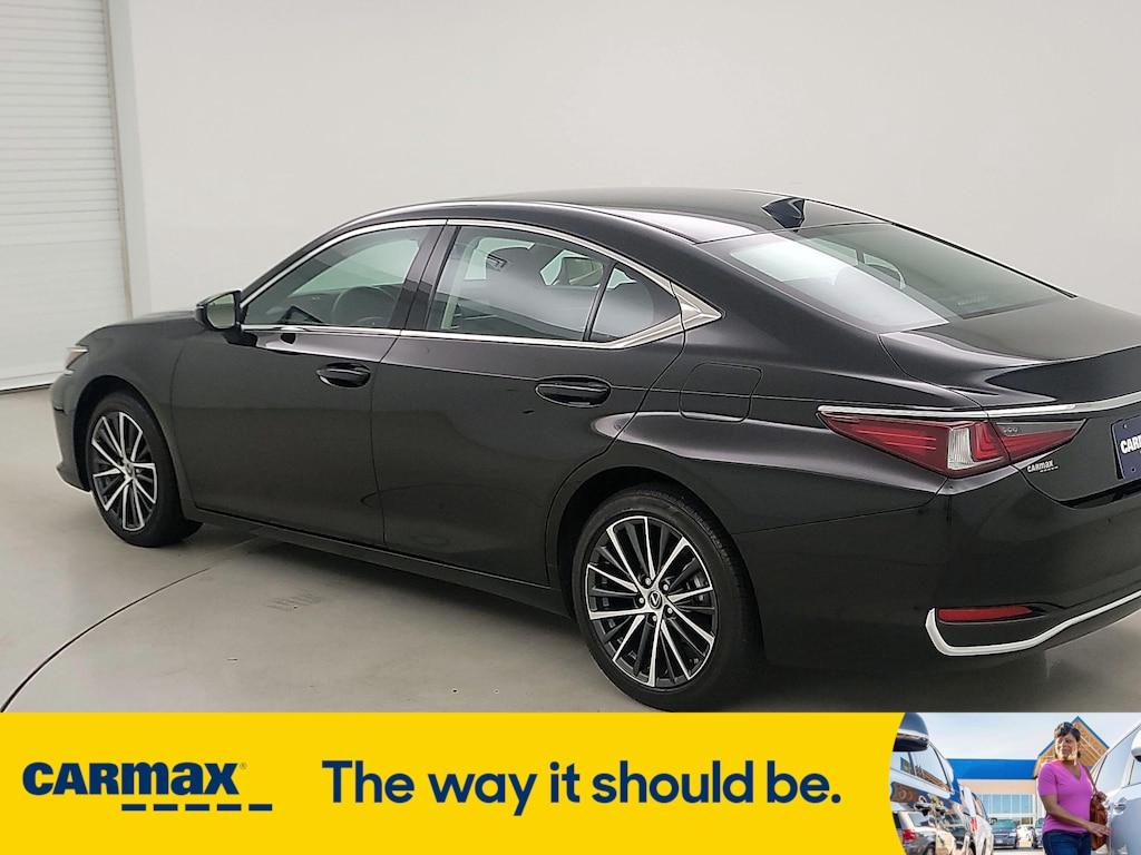 used 2024 Lexus ES 250 car, priced at $38,998