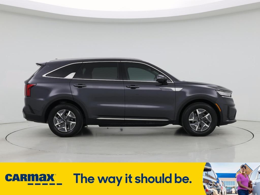 used 2024 Kia Sorento Hybrid car, priced at $31,998