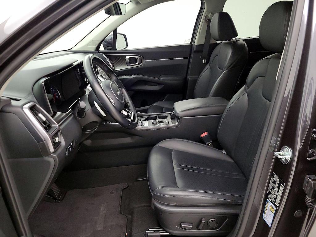 used 2024 Kia Sorento Hybrid car, priced at $31,998