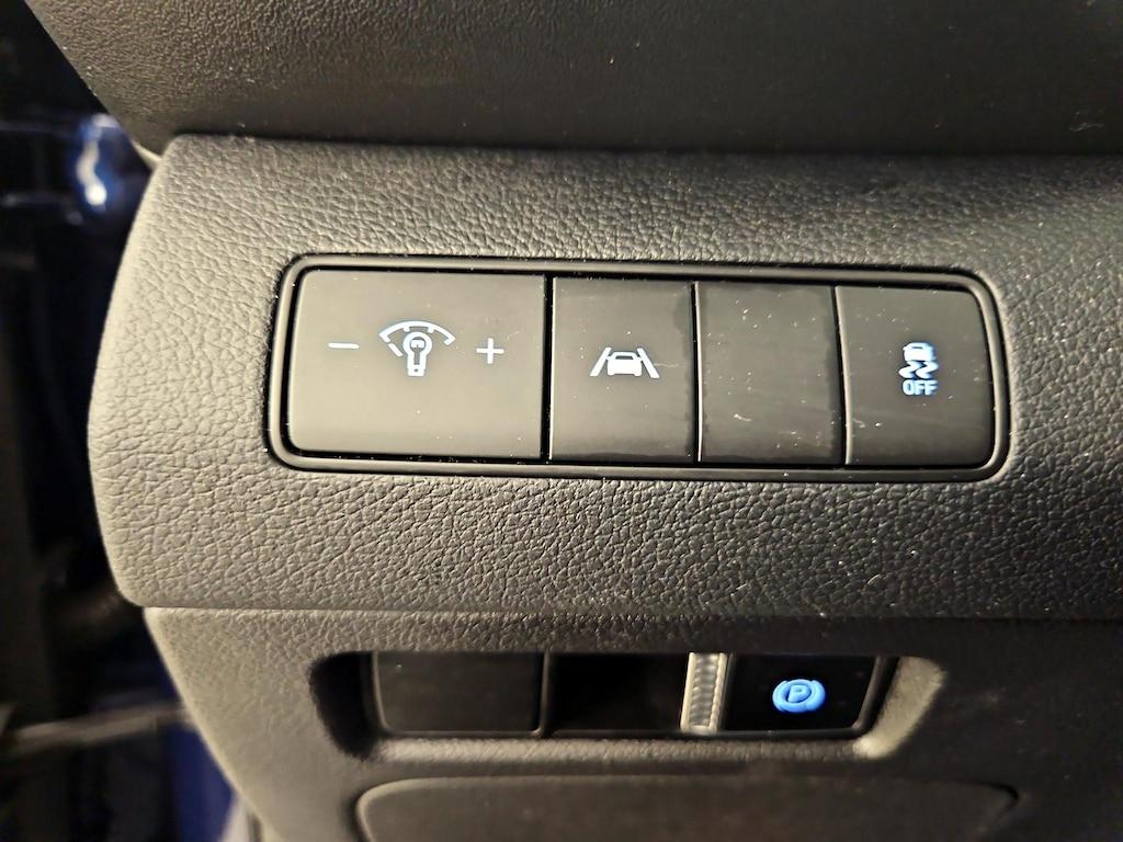used 2022 Hyundai Santa Fe car, priced at $25,998