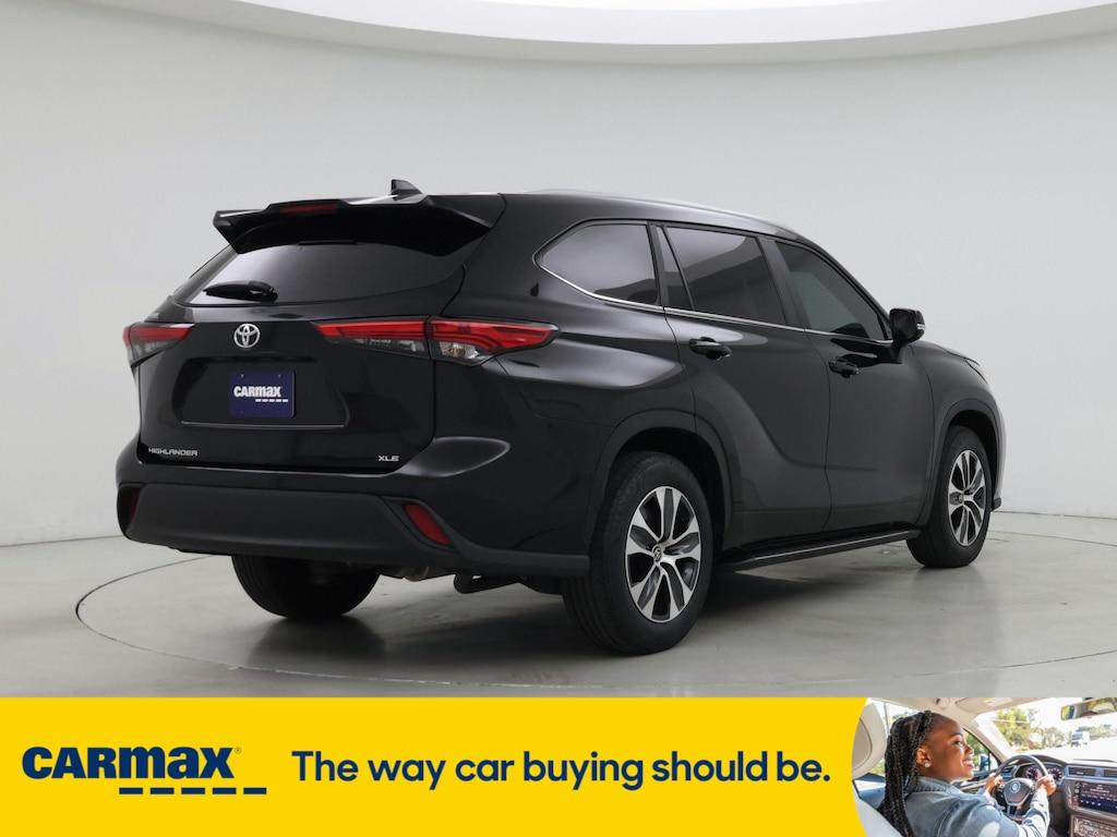 used 2023 Toyota Highlander car, priced at $38,998