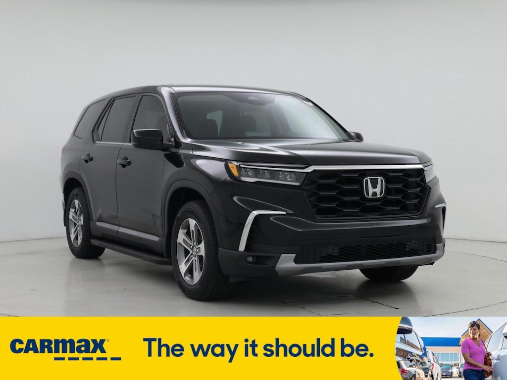 used 2025 Honda Pilot car, priced at $45,998
