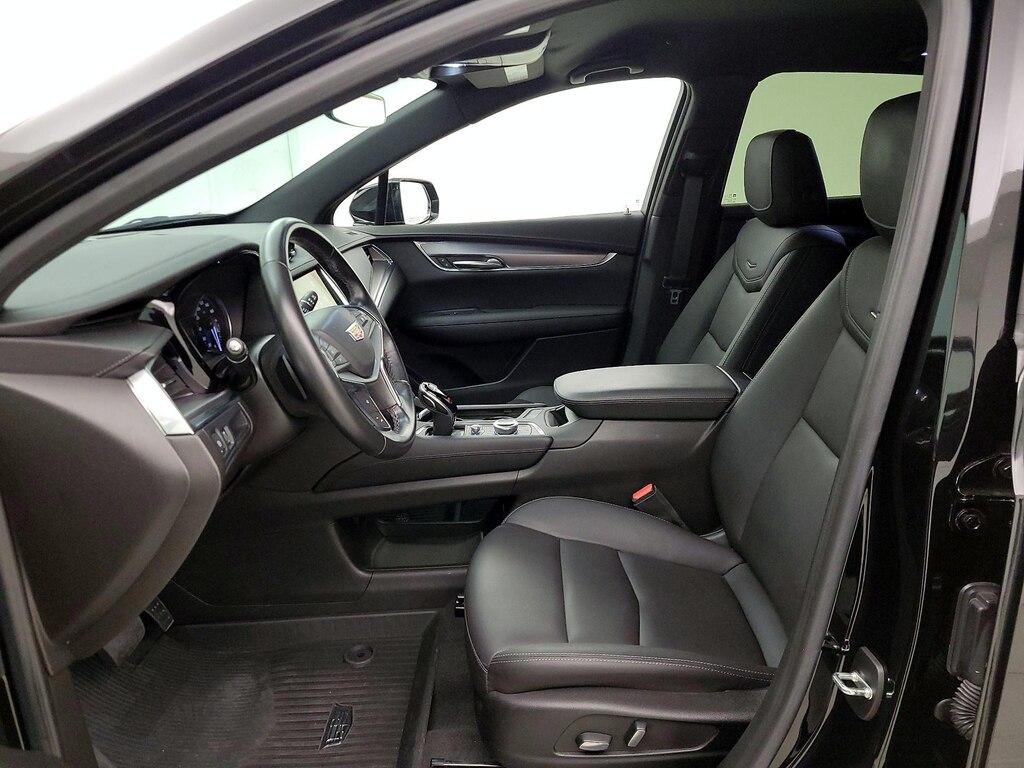 used 2023 Cadillac XT5 car, priced at $33,998