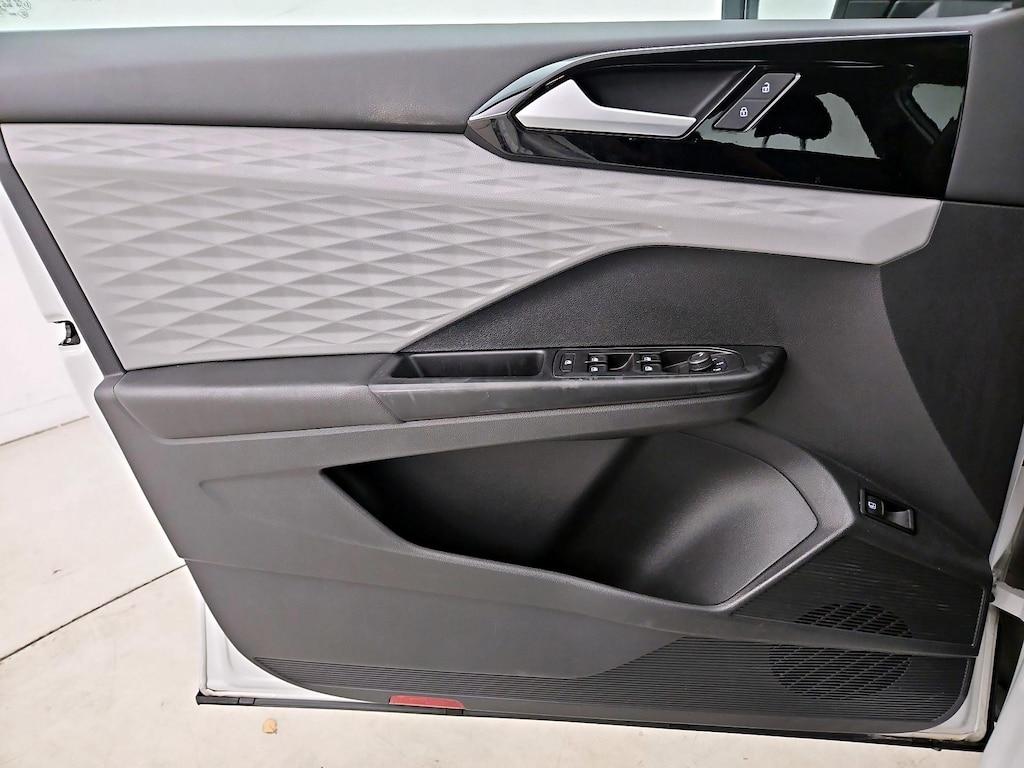 used 2022 Volkswagen Taos car, priced at $18,998