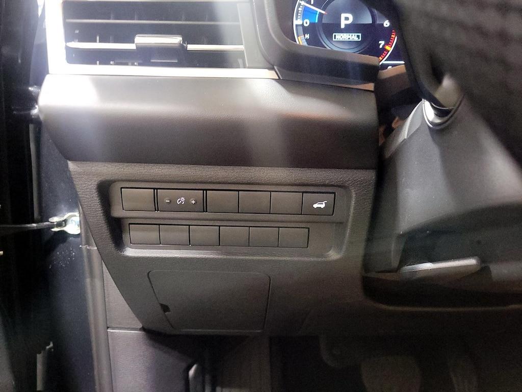 used 2024 Mitsubishi Outlander car, priced at $29,998
