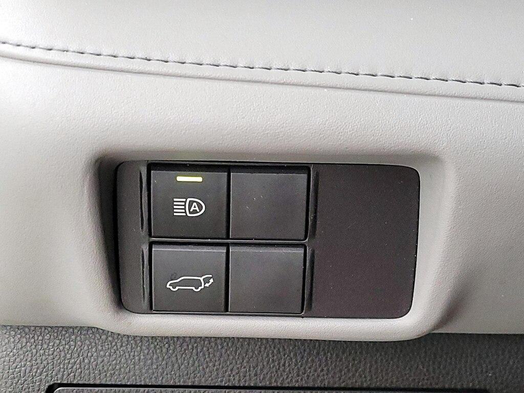 used 2020 Toyota Highlander car, priced at $26,998