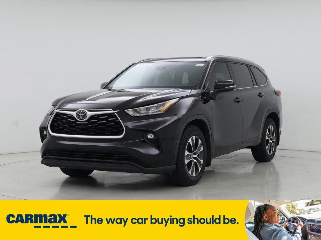 used 2020 Toyota Highlander car, priced at $26,998