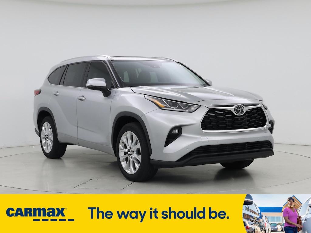 used 2023 Toyota Highlander car, priced at $42,998