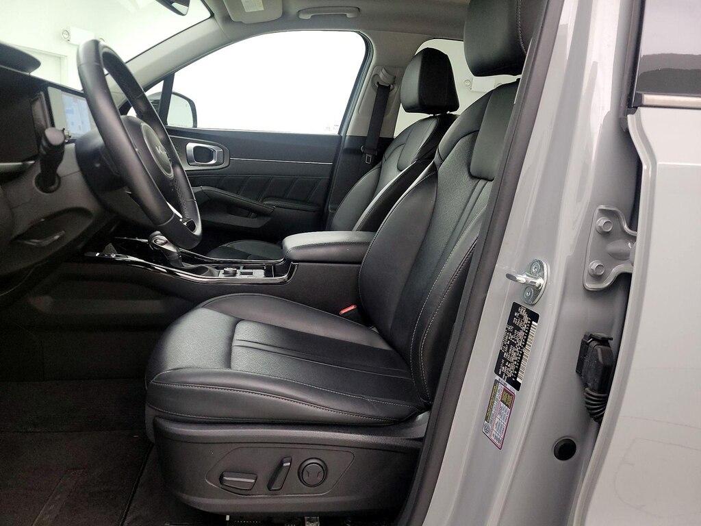 used 2023 Kia Sorento car, priced at $32,998