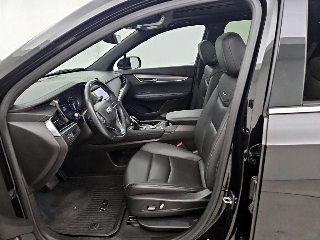 used 2023 Cadillac XT6 car, priced at $35,998