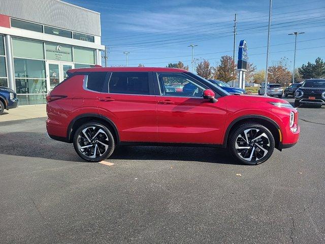 new 2024 Mitsubishi Outlander car, priced at $35,602