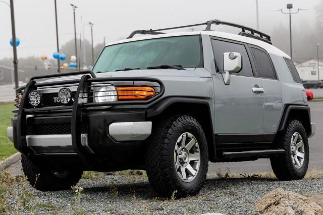 used 2014 Toyota FJ Cruiser car, priced at $26,770