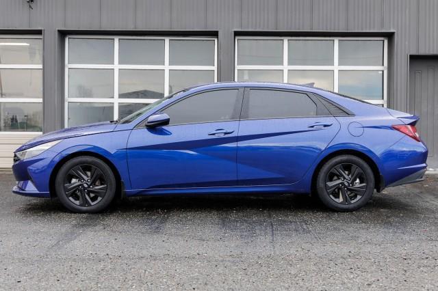 used 2022 Hyundai Elantra car