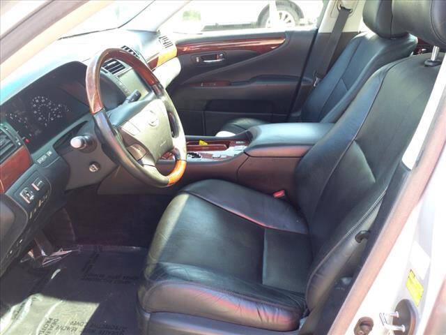 used 2007 Lexus LS 460 car, priced at $9,895