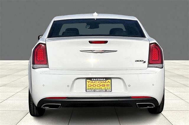 used 2022 Chrysler 300 car, priced at $24,528