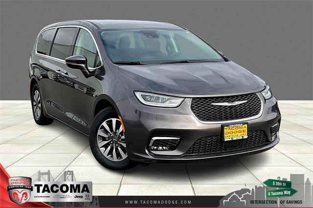 used 2022 Chrysler Pacifica Hybrid car, priced at $24,580