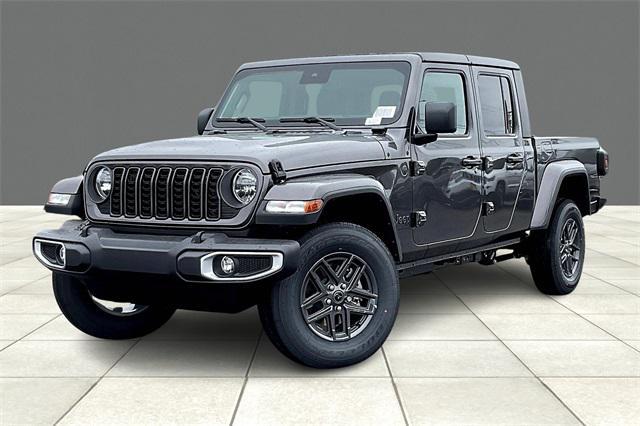 new 2024 Jeep Gladiator car, priced at $46,120