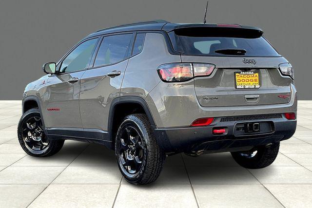 new 2023 Jeep Compass car, priced at $40,085