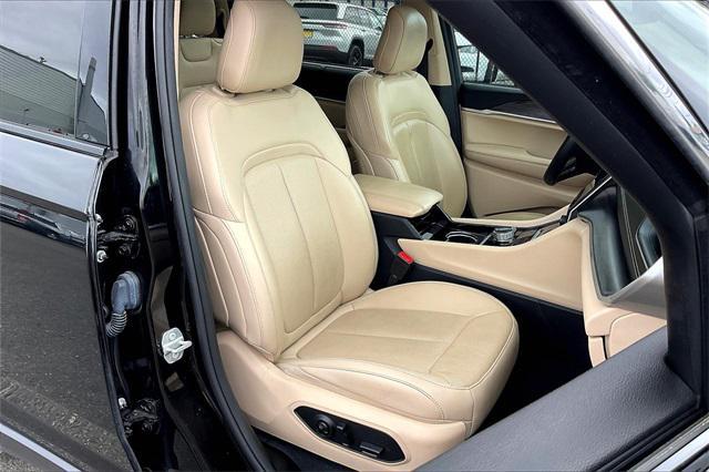 used 2021 Jeep Grand Cherokee L car, priced at $30,790