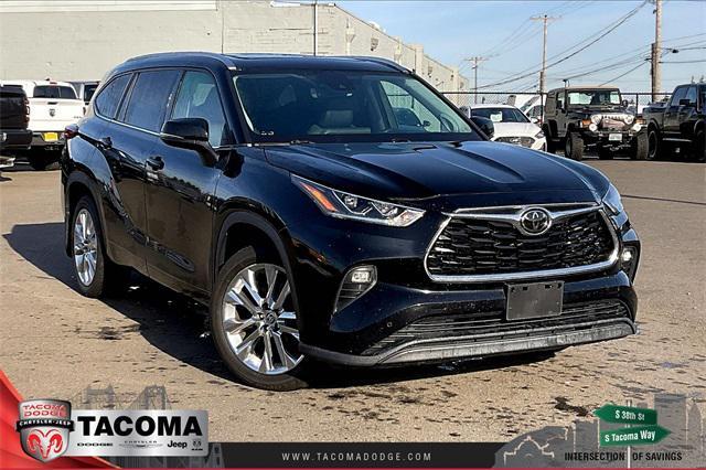 used 2020 Toyota Highlander car, priced at $33,000