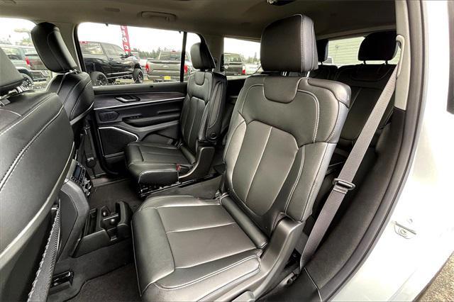 new 2024 Jeep Grand Cherokee L car, priced at $53,425