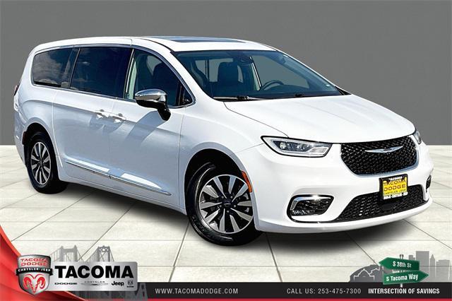used 2023 Chrysler Pacifica Hybrid car, priced at $29,681