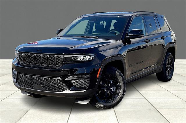 new 2025 Jeep Grand Cherokee car, priced at $46,525