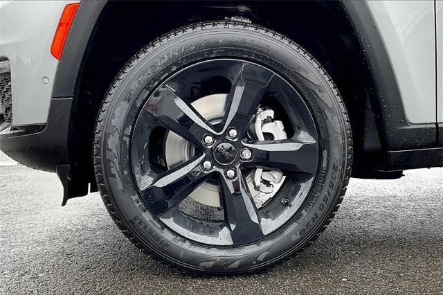 new 2025 Jeep Grand Cherokee L car, priced at $50,060