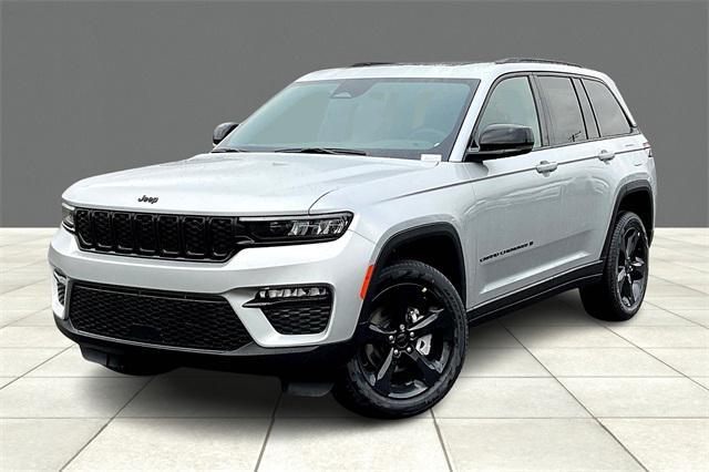 new 2025 Jeep Grand Cherokee car, priced at $49,035