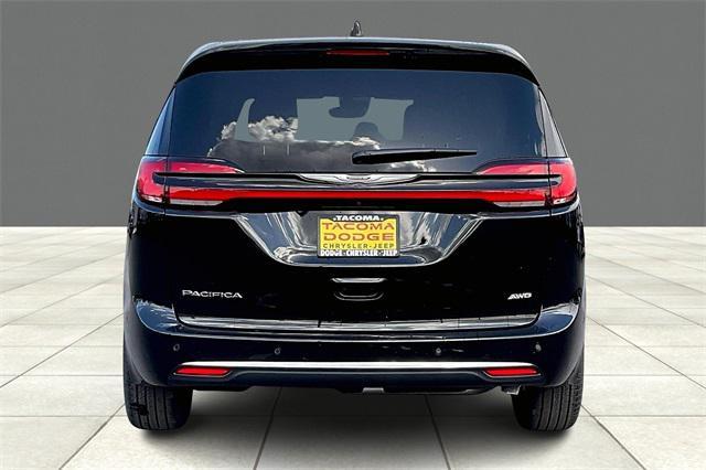new 2025 Chrysler Pacifica car, priced at $44,395