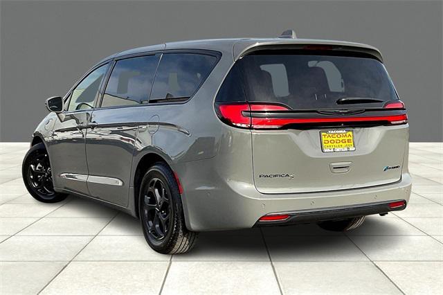 used 2022 Chrysler Pacifica Hybrid car, priced at $26,500