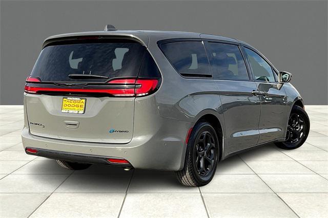 used 2022 Chrysler Pacifica Hybrid car, priced at $26,500