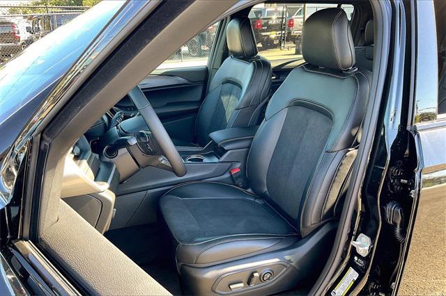 new 2025 Jeep Grand Cherokee L car, priced at $47,525