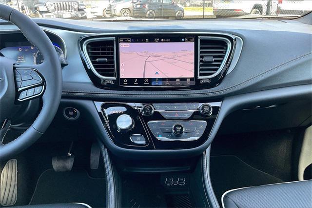 new 2025 Chrysler Pacifica car, priced at $47,889
