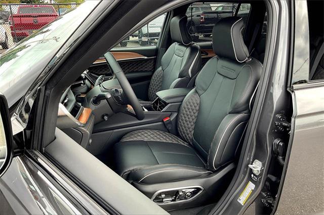 new 2025 Jeep Grand Cherokee car, priced at $68,725