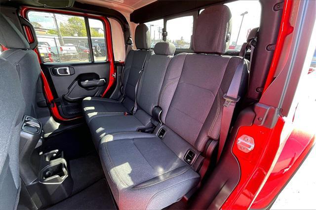 new 2024 Jeep Gladiator car, priced at $46,485