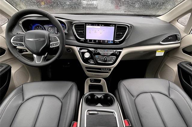 new 2024 Chrysler Pacifica car, priced at $37,695