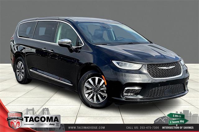 used 2023 Chrysler Pacifica Hybrid car, priced at $30,870