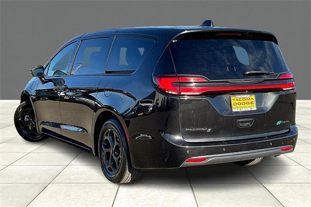 used 2022 Chrysler Pacifica Hybrid car, priced at $23,373