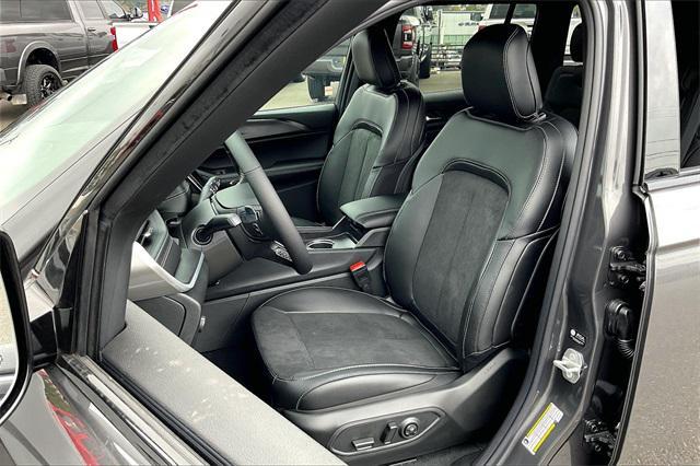 new 2025 Jeep Grand Cherokee car, priced at $45,525