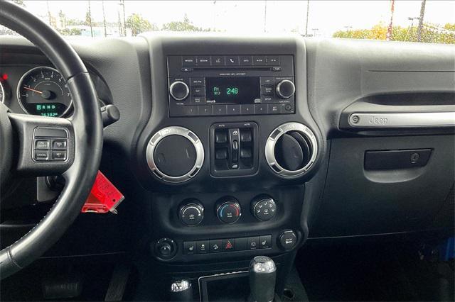 used 2015 Jeep Wrangler Unlimited car, priced at $28,000