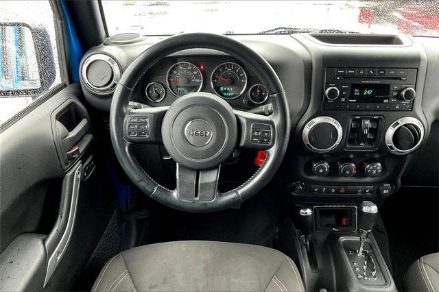 used 2015 Jeep Wrangler Unlimited car, priced at $28,000