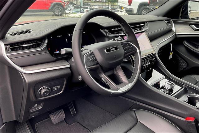 new 2025 Jeep Grand Cherokee L car, priced at $56,555