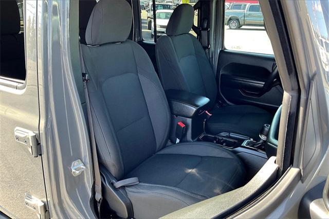 used 2021 Jeep Wrangler Unlimited car, priced at $27,514