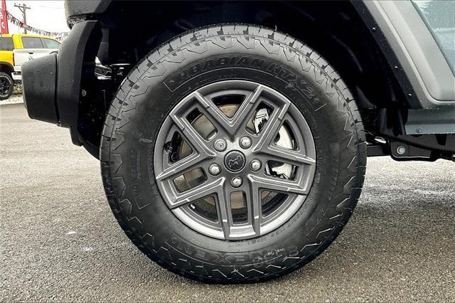 new 2025 Jeep Wrangler car, priced at $40,475