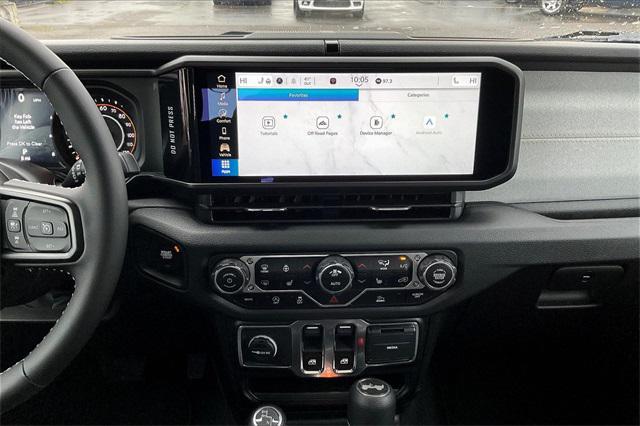 new 2025 Jeep Wrangler car, priced at $40,475