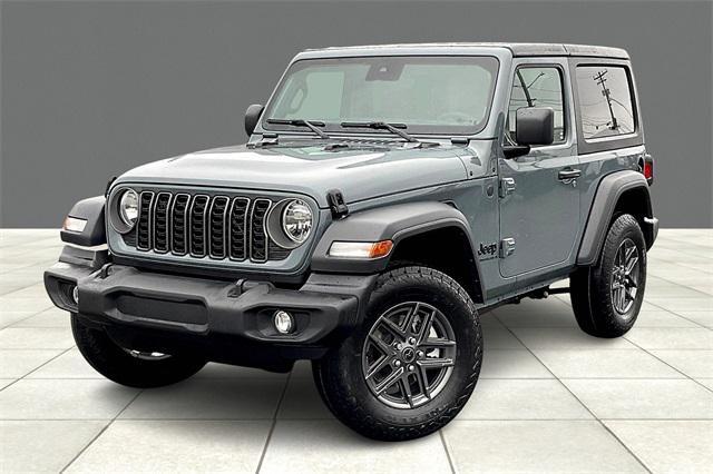 new 2025 Jeep Wrangler car, priced at $40,475
