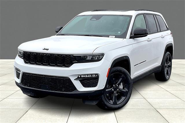 new 2025 Jeep Grand Cherokee car, priced at $47,865